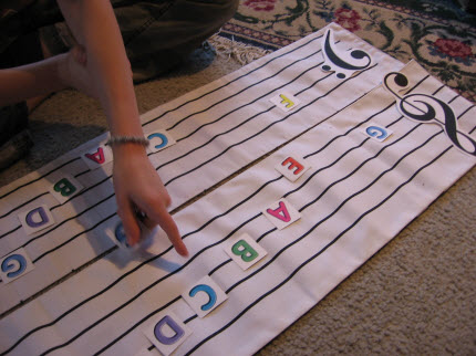 Notereading games with piano students